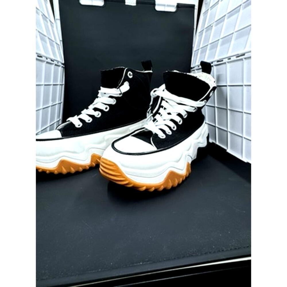 Steve‎ Madden Chunky Sneaker, Y2K Look, 7.5
